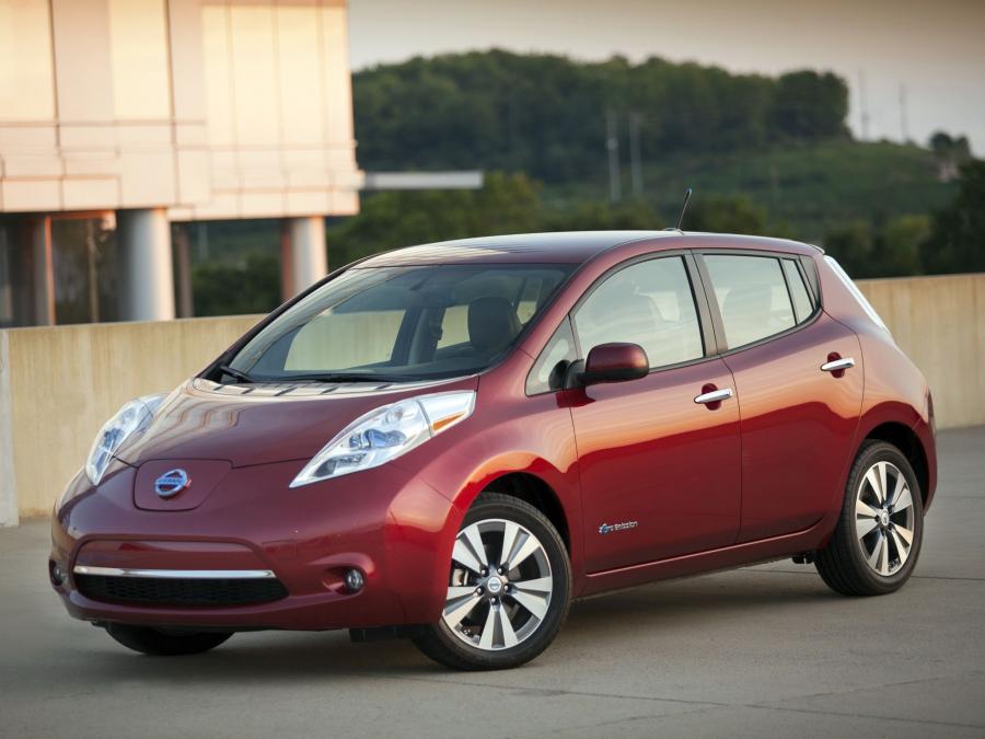  Nissan Leaf 2013 года  (US) (фото 3 из 13)